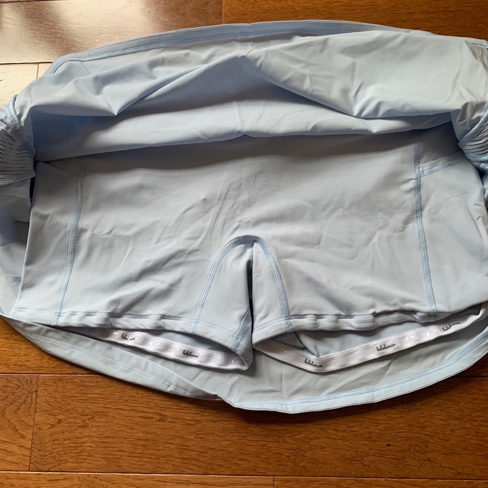 💕Lululemon Play Off The Pleats Skirt 13”-Daydream - Picture 10 of 16